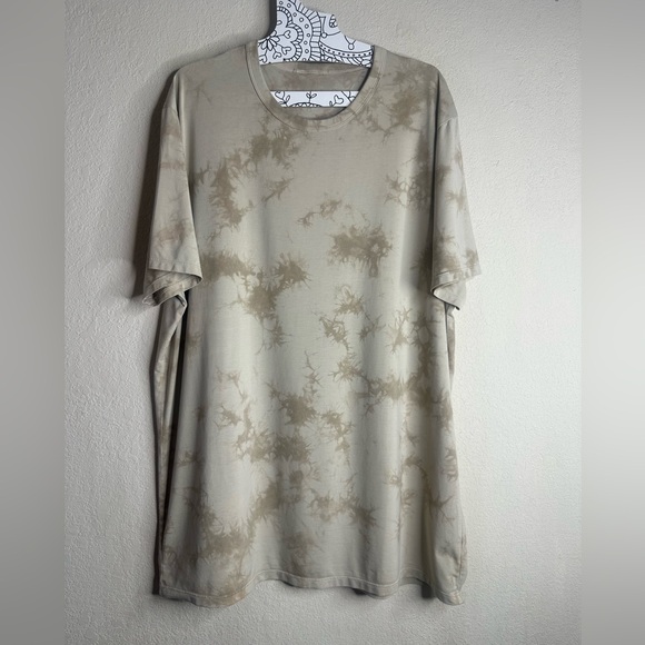 Lululemon Fundamental Tee Tie Dye Workout Performance Tan tee shirt XXL - Picture 1 of 4